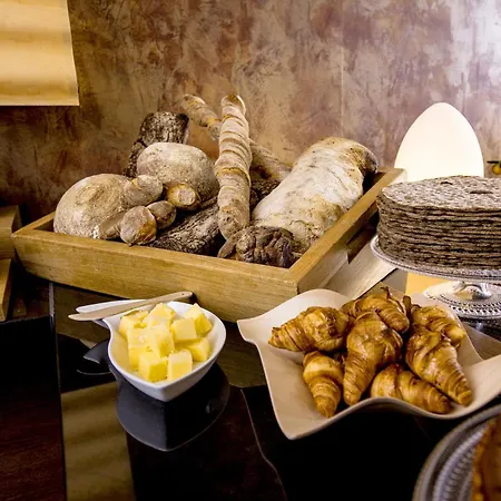 クラウス K ホテル 4*